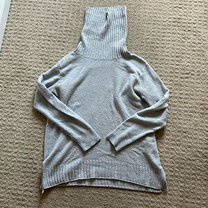 Grey lightweight turtleneck